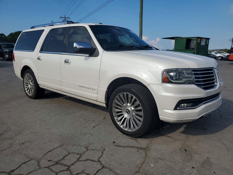 Photo 4 from auction – 2015 LINCOLN NAVIGATOR with VIN 5LMJJ3JT1FEJ04948