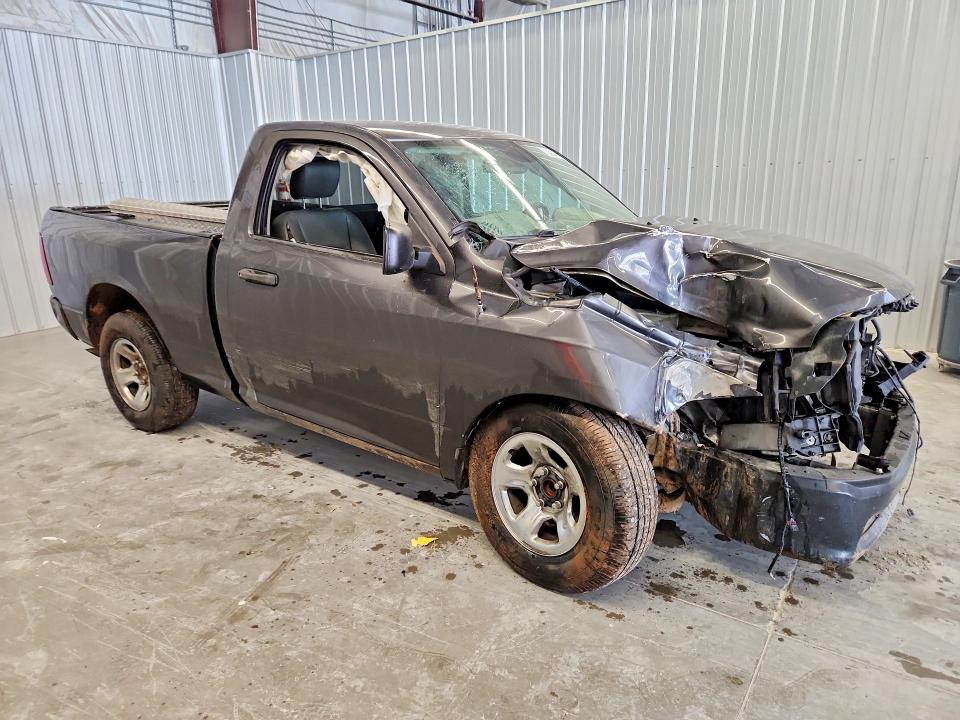 Zdjęcie 4 z aukcji – 2019 RAM 1500 CLASSIC z VIN 3C6JR6AG1KG511697
