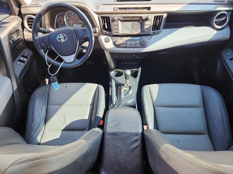 Photo 8 from auction – 2015 TOYOTA RAV4 with VIN 2T3YFREV9FW170680