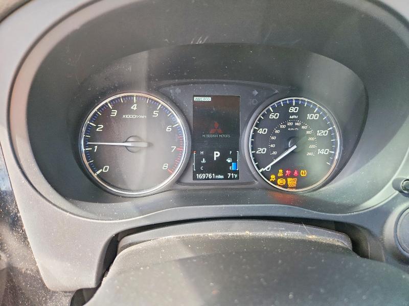 Снимка 9 от търг – 2016 MITSUBISHI OUTLANDER с VIN JA4AZ3A38GZ041142