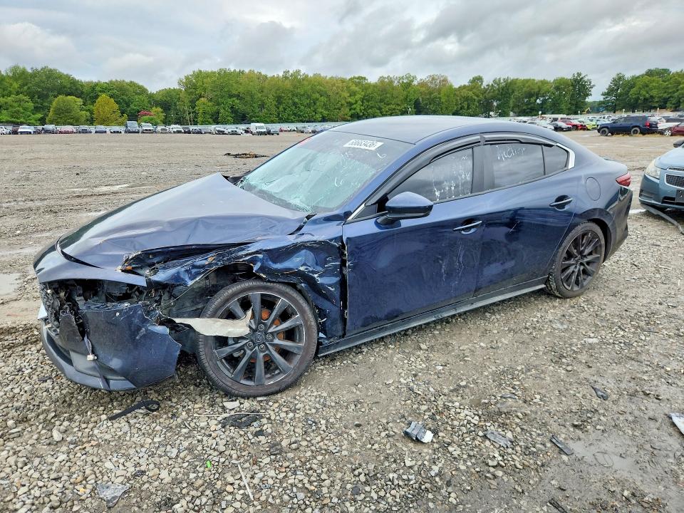 MAZDA 3 2020 مع رقم تعريف المركبة 3MZBPACL8LM135242 - صورة من المزاد