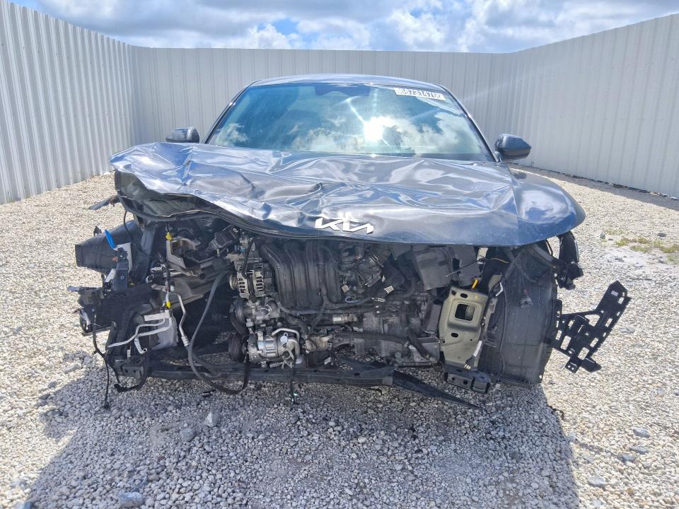 Photo 5 from auction – 2025 KIA K4 with VIN 3KPFT4DE0SE091070