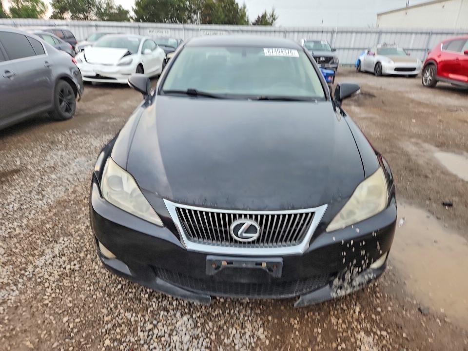 Photo 5 from auction – 2010 LEXUS IS with VIN JTHBF5C28A2097762