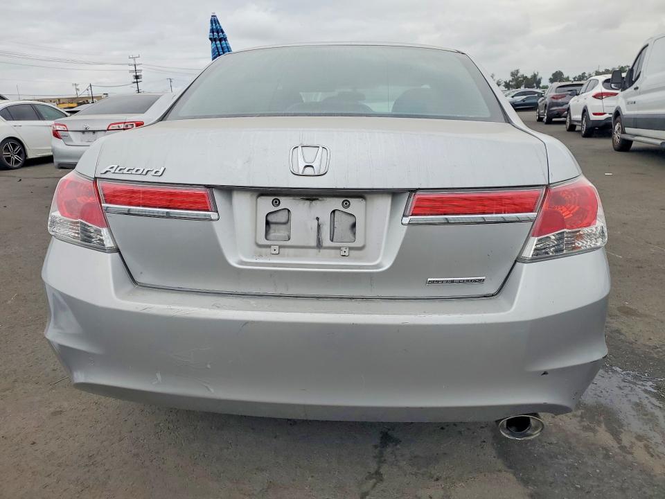Снимка 6 от търг – 2012 HONDA ACCORD с VIN 1HGCP2F68CA158568