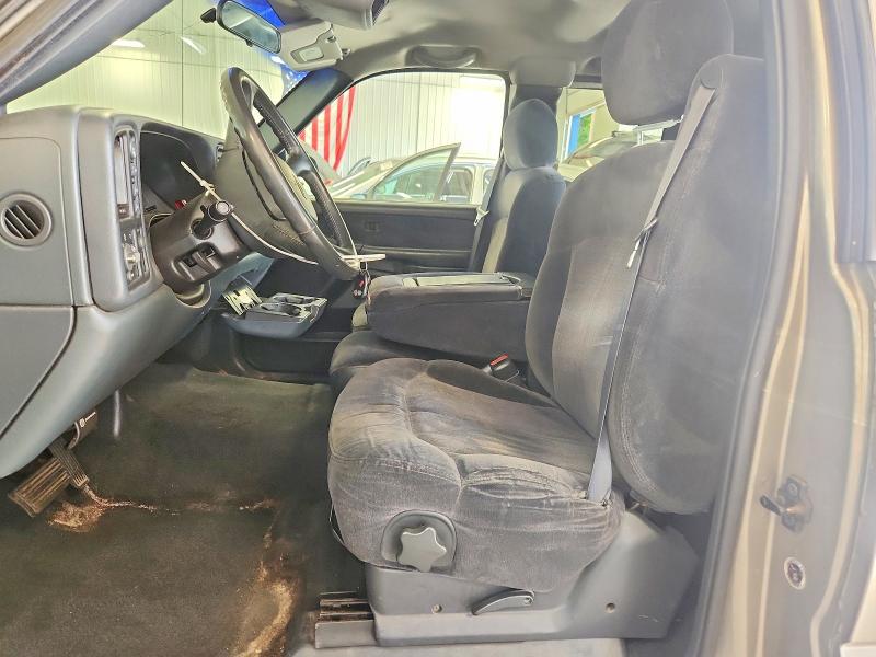 Photo 7 from auction – 2000 CHEVROLET SILVERADO with VIN 1GCEK19V3YE190430