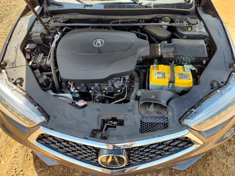 Photo 11 from auction – 2018 ACURA TLX with VIN 19UUB2F56JA010362