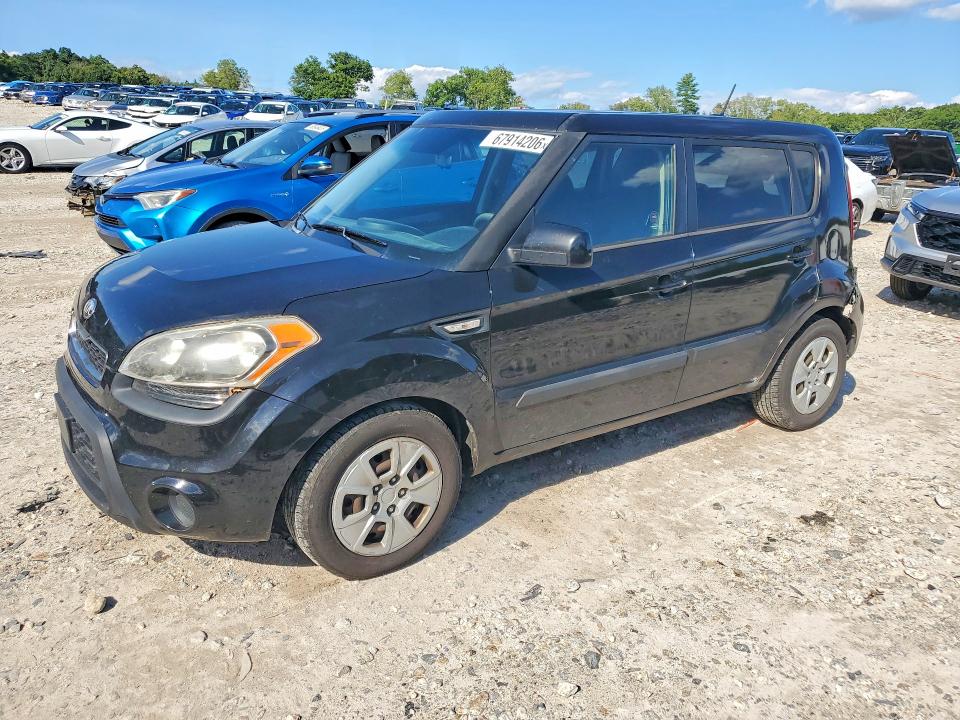 KIA SOUL 2013 with VIN KNDJT2A56D7749836 - Photo from auction