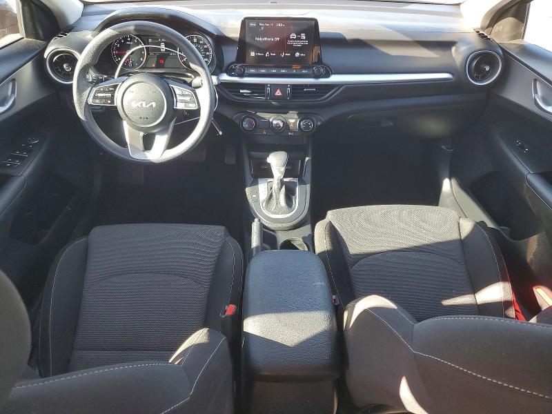 Foto 8 de la subasta – 2022 KIA FORTE con VIN 3KPF24AD0NE483632