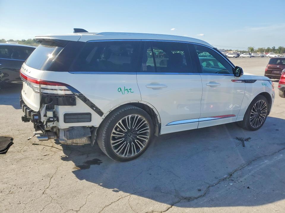 Снимка 3 от търг – 2025 LINCOLN AVIATOR с VIN 5LM5J9XC3SGL35005