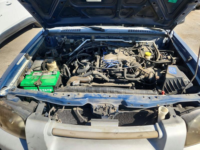 Photo 11 from auction – 2001 NISSAN FRONTIER with VIN 1N6ED27Y61C371937