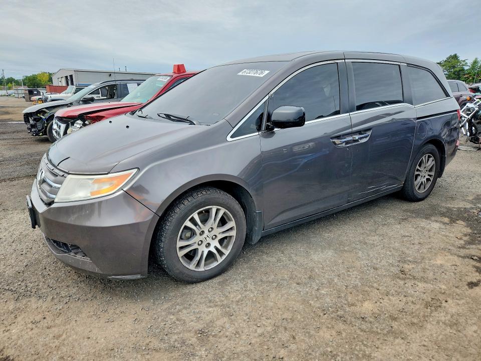 Photo 1 from auction – 2011 HONDA ODYSSEY with VIN 5FNRL5H6XBB034150