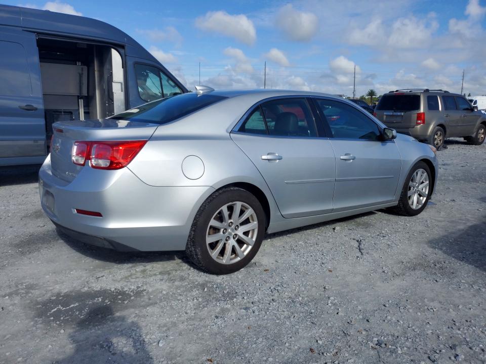 Фото 3 с аукциона – 2015 CHEVROLET MALIBU с VIN 1G11D5SL4FF323155