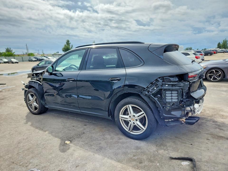 Zdjęcie 2 z aukcji – 2023 PORSCHE CAYENNE z VIN WP1AA2AY9PDA02283