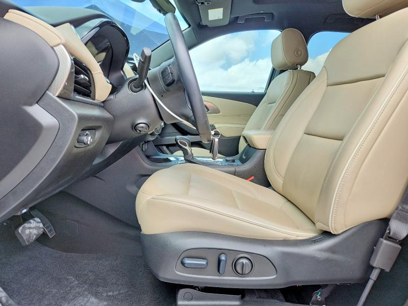 Photo 7 from auction – 2023 CHEVROLET TRAVERSE with VIN 1GNERKKW2PJ301745