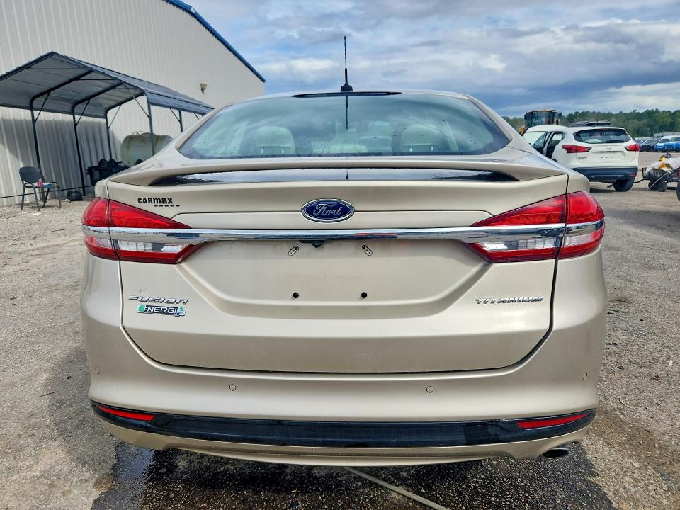Zdjęcie 6 z aukcji – 2017 FORD FUSION z VIN 3FA6P0SUXHR103630