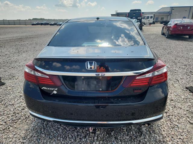 Снимка 6 от търг – 2017 HONDA ACCORD с VIN 1HGCR2F8XHA225514