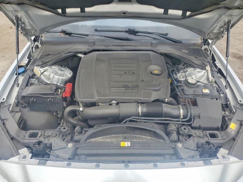 Foto 11 de la subasta – 2018 JAGUAR XE con VIN SAJAD4FX7JCP34561