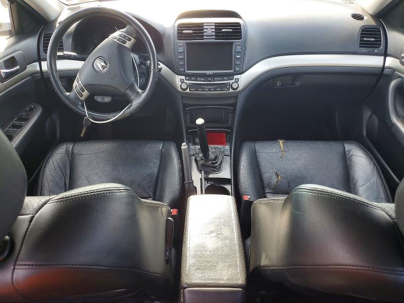 Photo 8 from auction – 2005 ACURA TSX with VIN JH4CL96915C006912