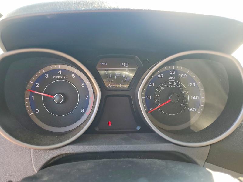 Снимка 9 от търг – 2016 HYUNDAI ELANTRA с VIN KMHDH4AE5GU527039