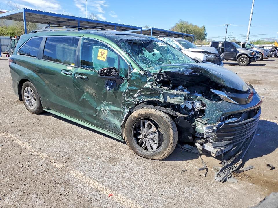 Foto 4 de la subasta – 2026 TOYOTA SIENNA con VIN 5TDYRKEC3TS300916