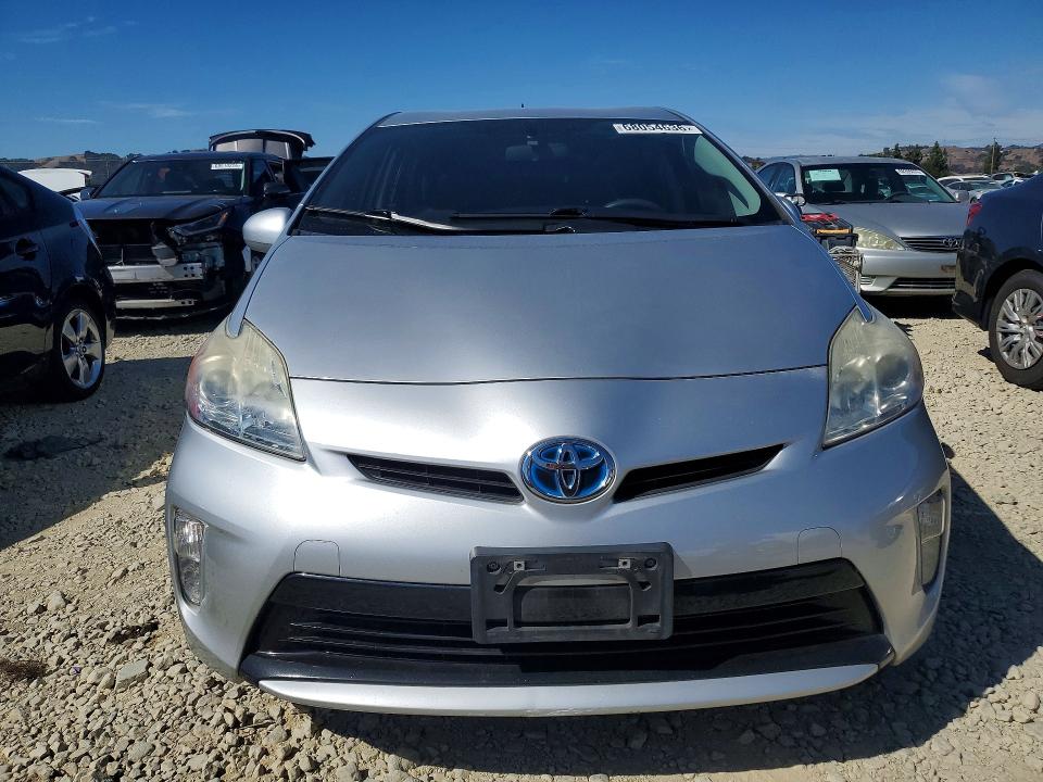 Photo 5 from auction – 2012 TOYOTA PRIUS with VIN JTDKN3DU3C5437748