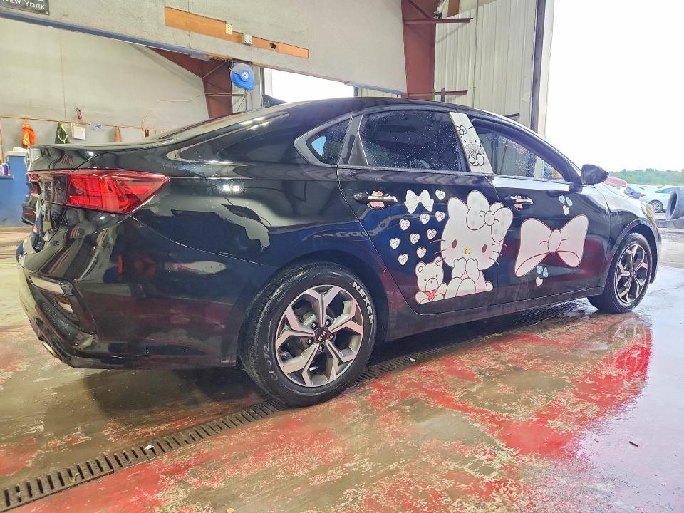 Photo 3 from auction – 2019 KIA FORTE with VIN 3KPF24AD4KE131441