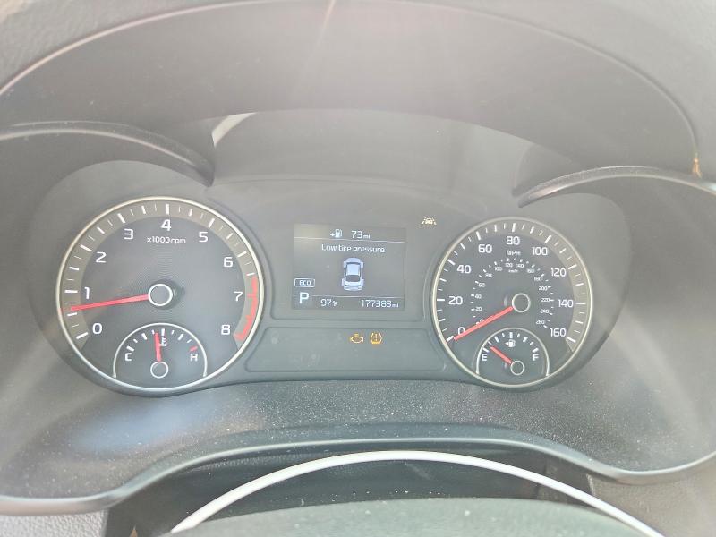 Photo 9 from auction – 2019 KIA OPTIMA with VIN 5XXGT4L3XKG278201