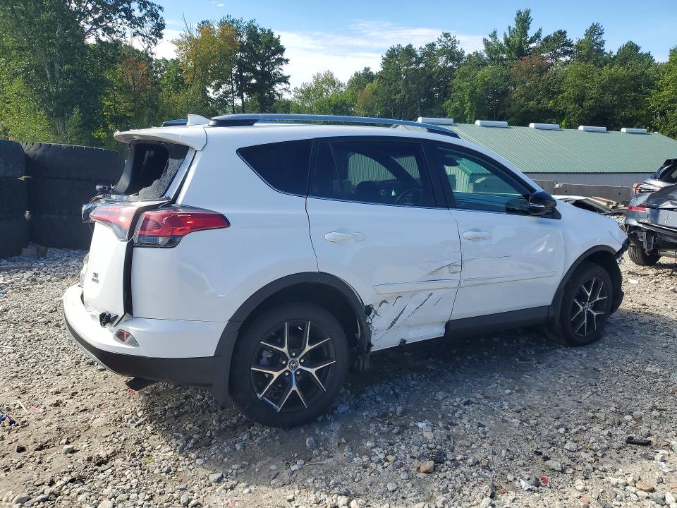 Photo 3 from auction – 2017 TOYOTA RAV4 with VIN 2T3JFREV4HW672629