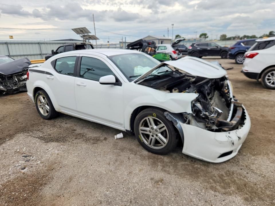 Снимка 4 от търг – 2013 DODGE AVENGER с VIN 1C3CDZCB5DN519996