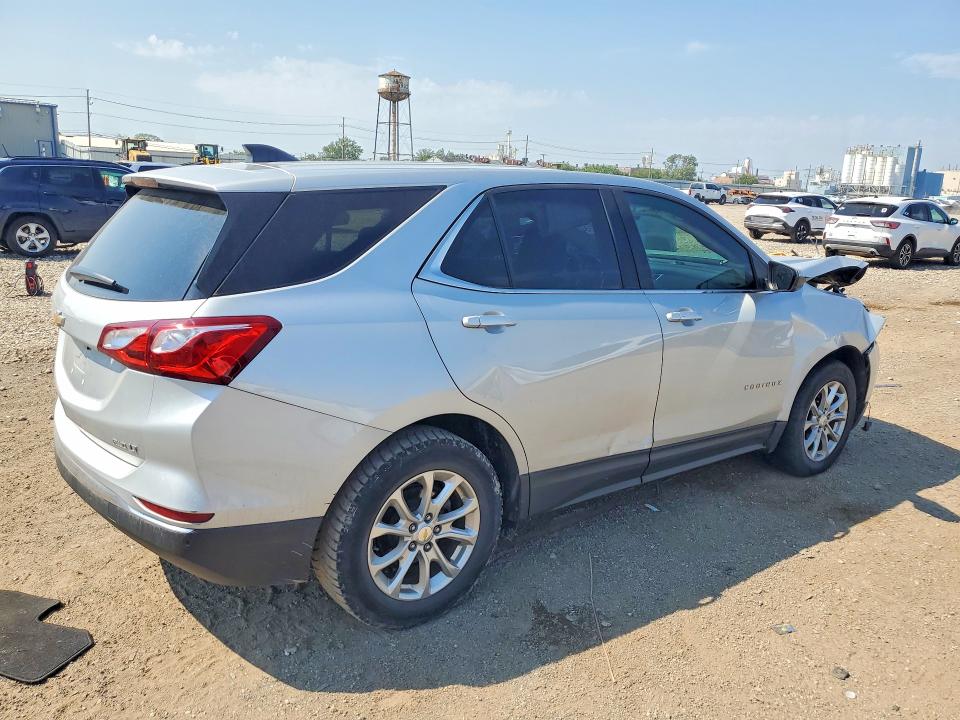 Photo 3 from auction – 2020 CHEVROLET EQUINOX with VIN 2GNAXTEV7L6195412