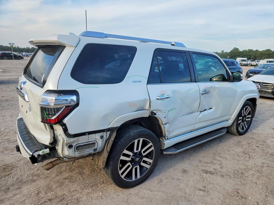 Photo 3 from auction – 2016 TOYOTA 4RUNNER with VIN JTEZU5JR1G5114703