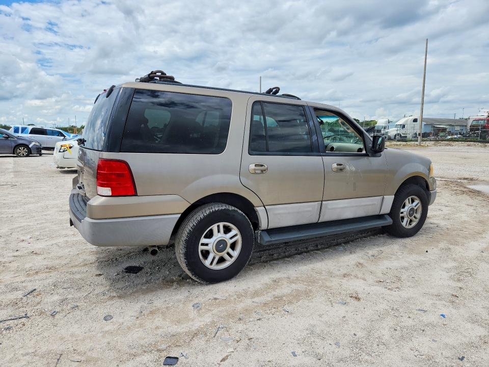 Photo 3 from auction – 2003 FORD EXPEDITION with VIN 1FMRU15W23LA96890