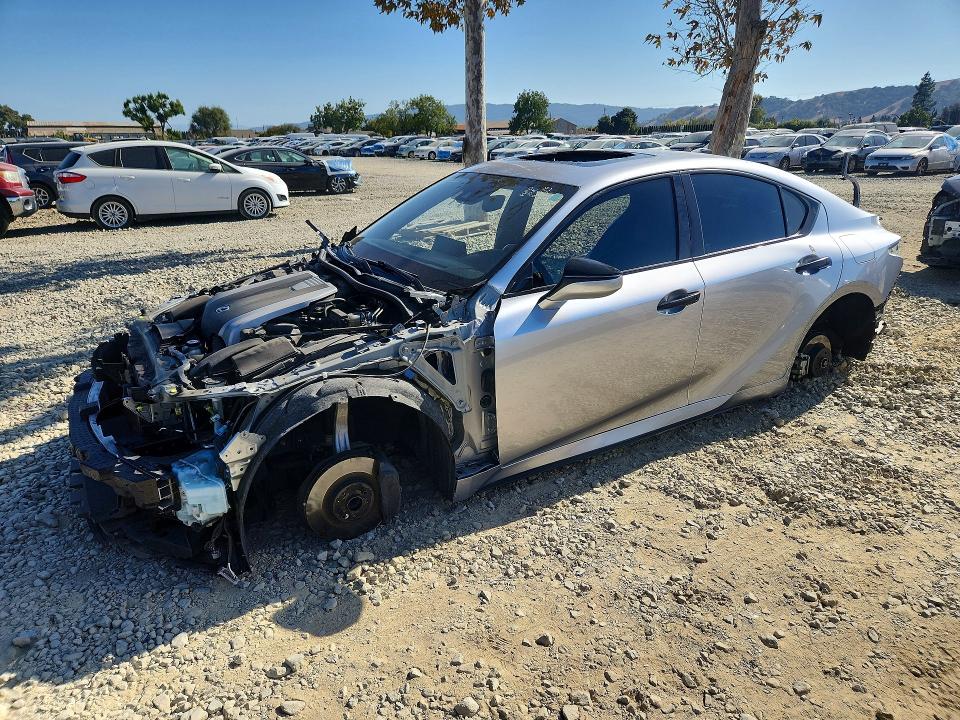 صورة رقم 1 من المزاد - 2022 LEXUS IS مع VIN JTHGZ1B22N5056202