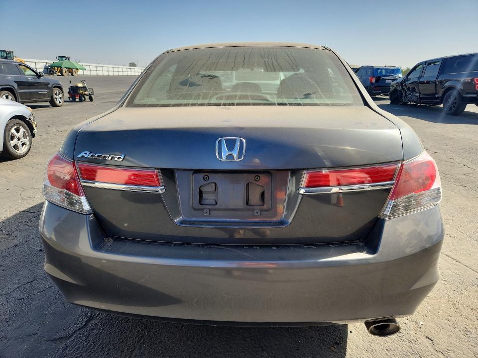 Photo 6 from auction – 2011 HONDA ACCORD with VIN 1HGCP2F30BA070103