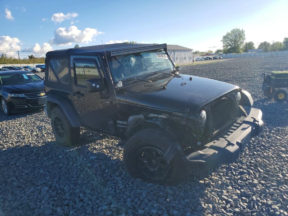 Photo 4 from auction – 2014 JEEP WRANGLER with VIN 1C4AJWAGXEL305690