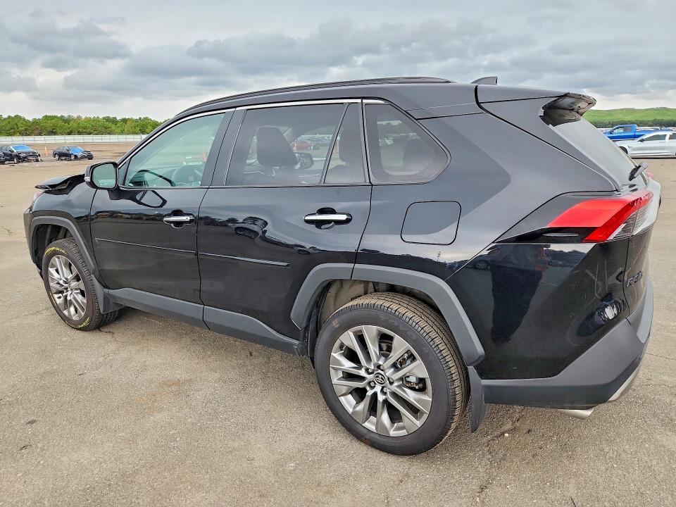 Photo 2 from auction – 2025 TOYOTA RAV4 with VIN 2T3N1RFV8SW526143