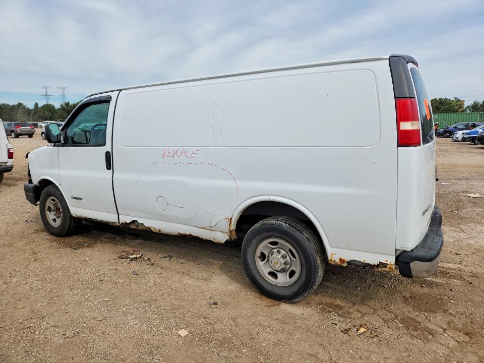 Photo 2 from auction – 2005 CHEVROLET EXPRESS G2500 with VIN 1GCGG25VX51117970