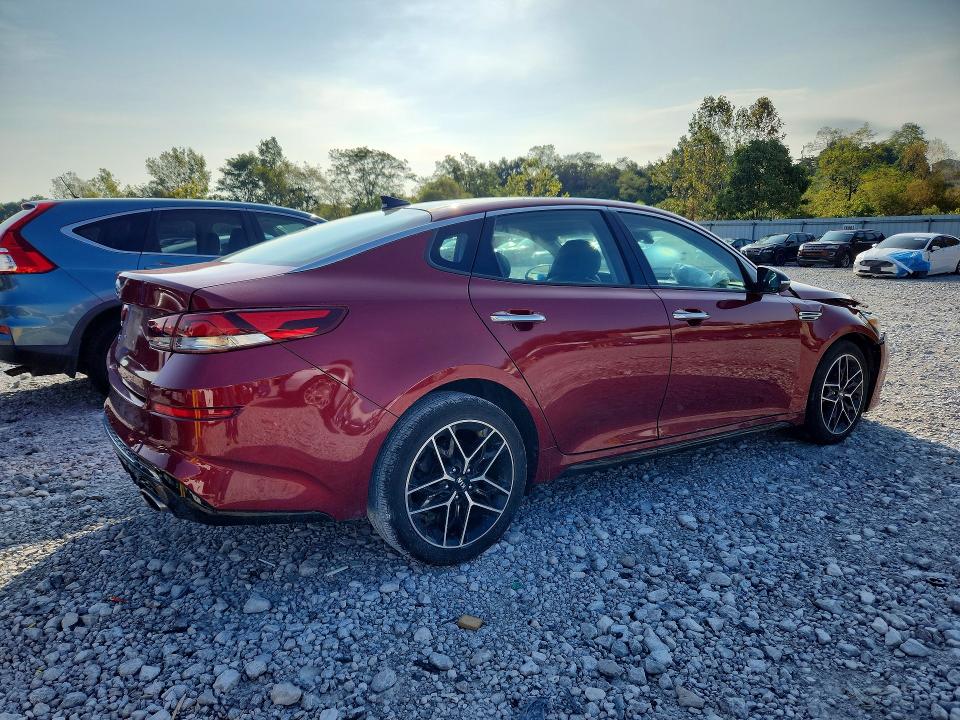Снимка 3 от търг – 2020 KIA OPTIMA с VIN 5XXGT4L32LG440467