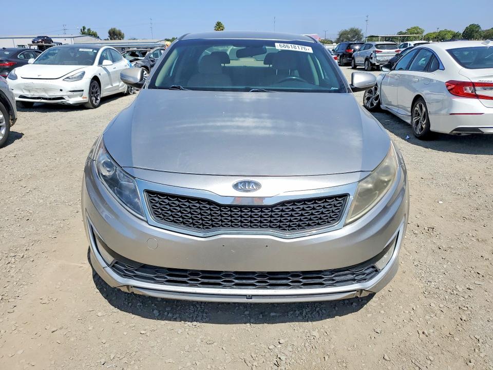 Photo 5 from auction – 2011 KIA OPTIMA HYBRID with VIN KNAGM4AD0B5008758
