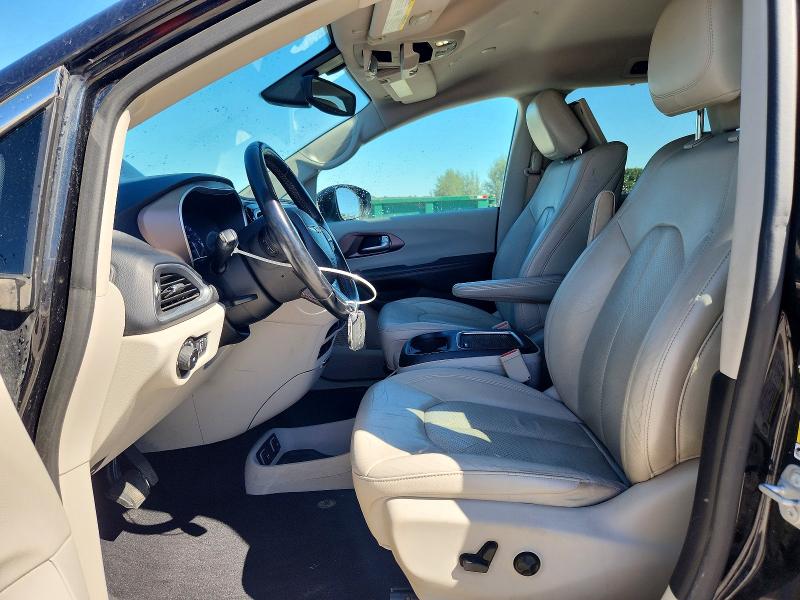Фото 7 с аукциона – 2018 CHRYSLER PACIFICA с VIN 2C4RC1EG9JR291583