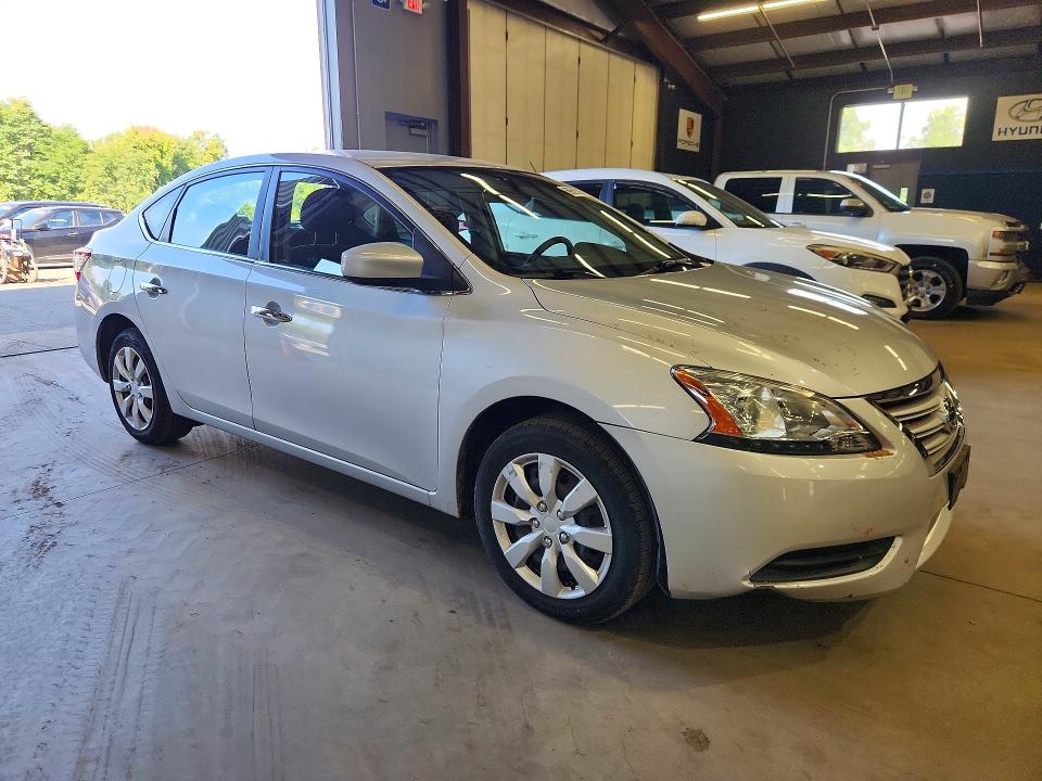 Photo 4 from auction – 2013 NISSAN SENTRA with VIN 3N1AB7AP0DL746219