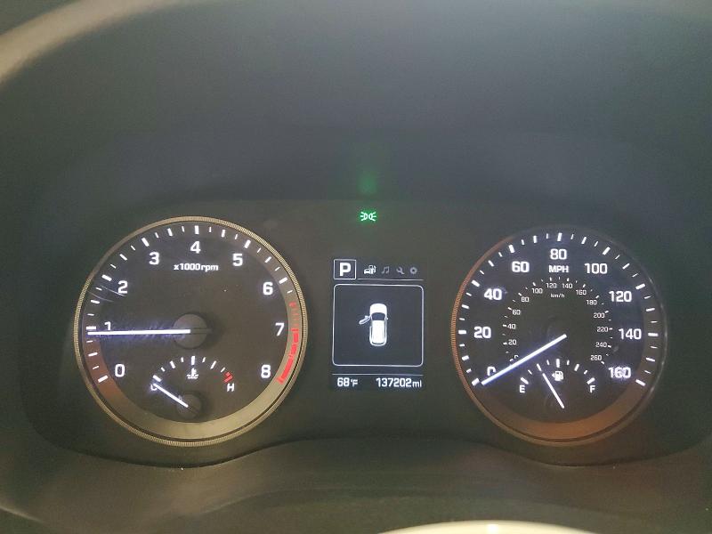 Photo 9 from auction – 2017 HYUNDAI TUCSON with VIN KM8J33A21HU324068