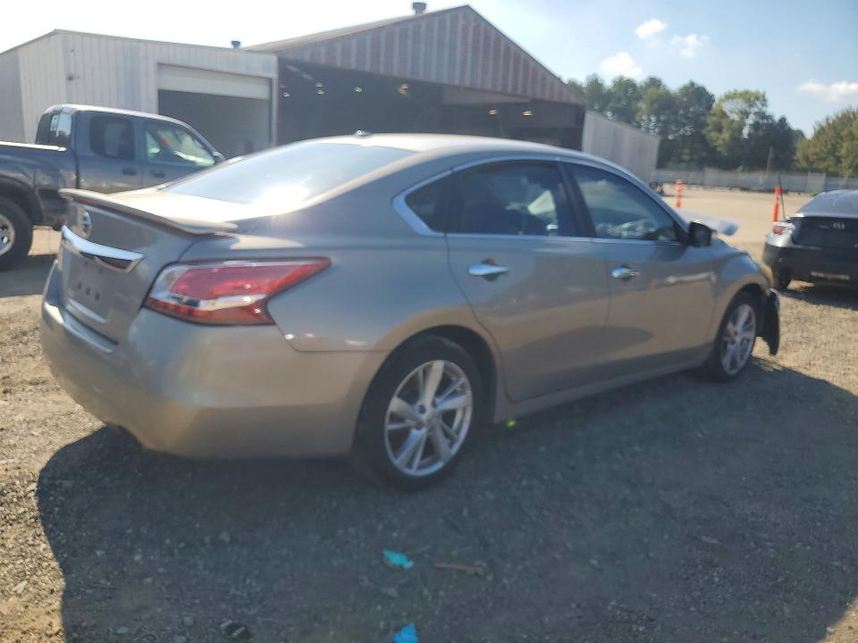 Photo 3 from auction – 2013 NISSAN ALTIMA with VIN 1N4AL3AP7DN538055