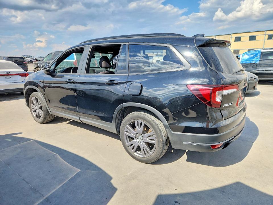 Photo 2 from auction – 2022 HONDA PILOT with VIN 5FNYF5H33NB038229