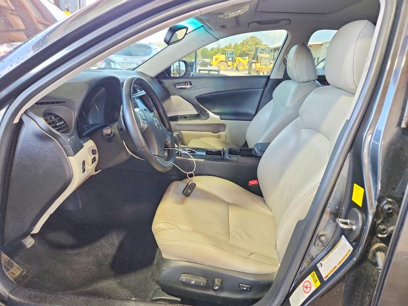 Photo 7 from auction – 2011 LEXUS IS with VIN JTHBE5C21B5025434