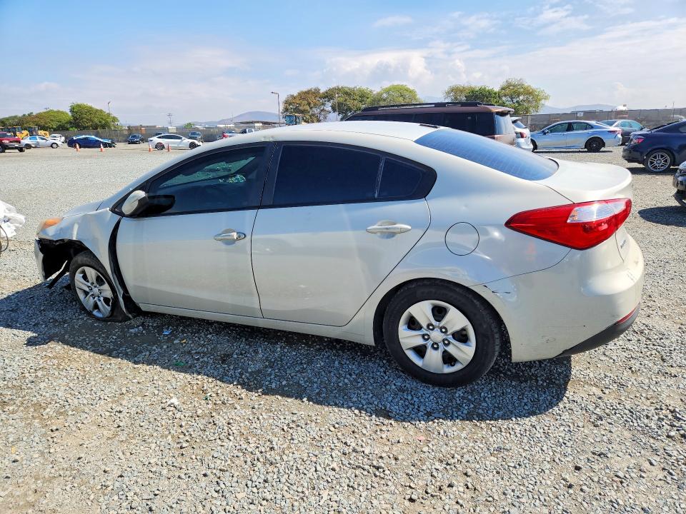Снимка 2 от търг – 2015 KIA FORTE с VIN KNAFK4A64F5389135