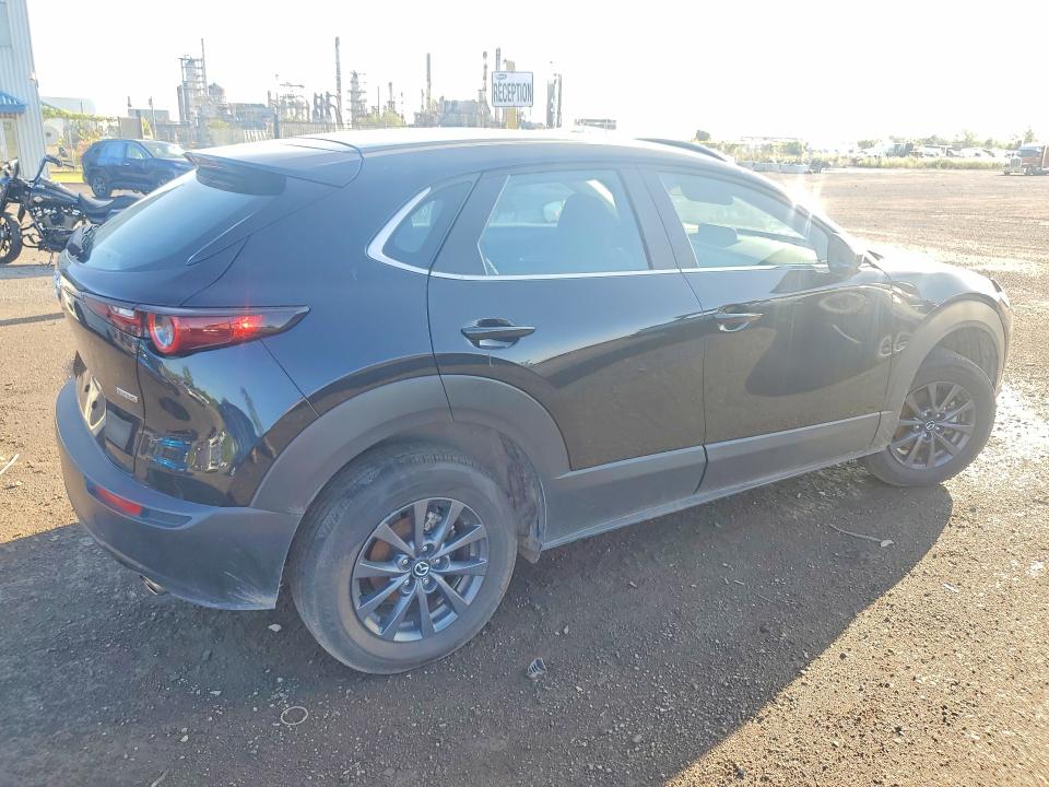 Photo 3 from auction – 2025 MAZDA CX-30 with VIN 3MVDMBBM2SM854424