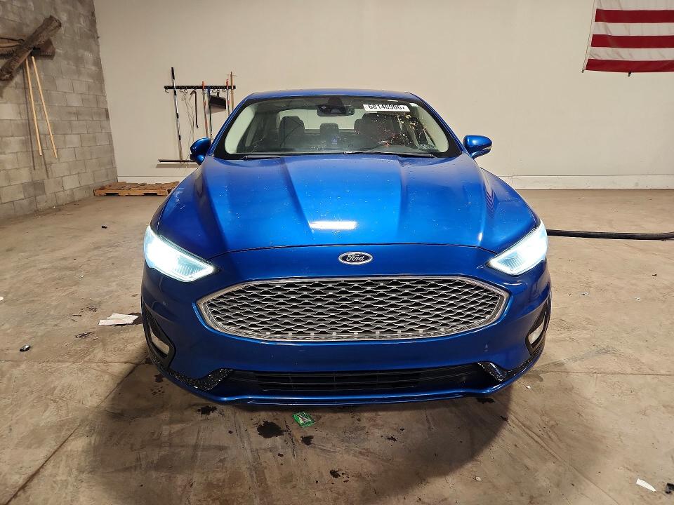 Photo 5 from auction – 2019 FORD FUSION with VIN 3FA6P0RUXKR217303