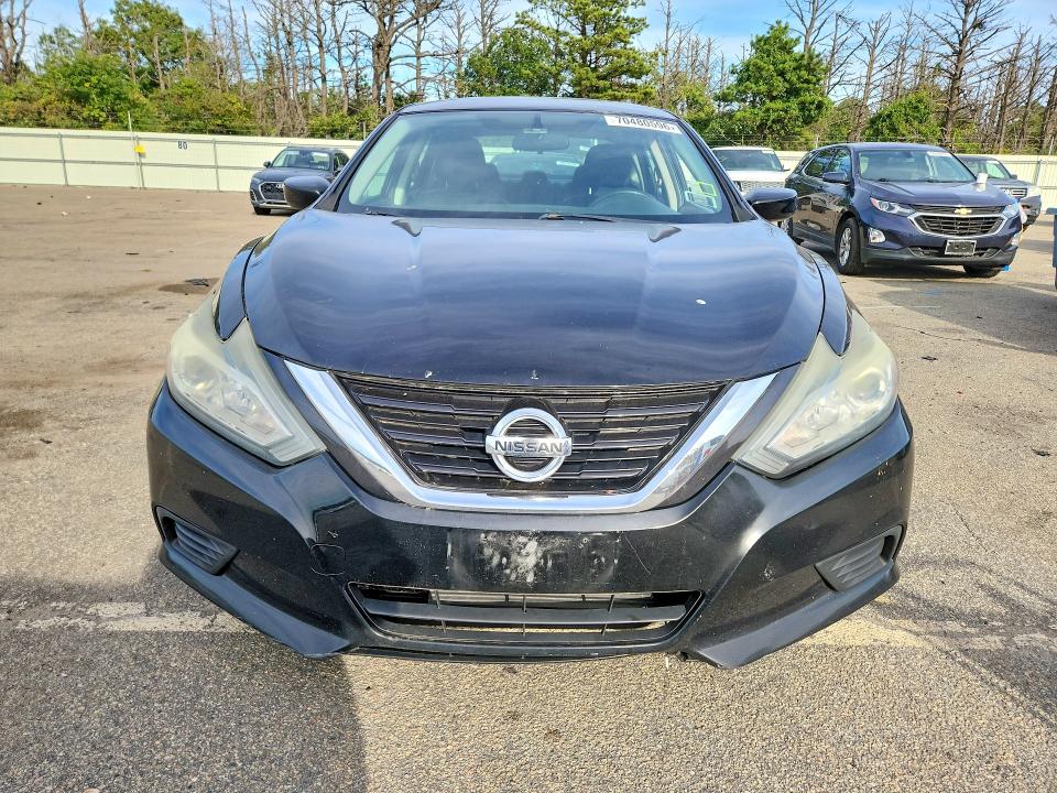 Photo 5 from auction – 2017 NISSAN ALTIMA with VIN 1N4AL3AP1HC263042