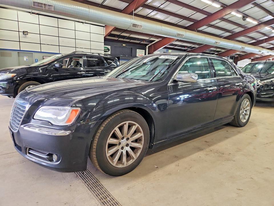 CHRYSLER 300C 2013 with VIN 2C3CCAET0DH666309 - Photo from auction